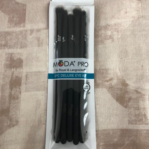 MODA PRO by Royal & Langnickel 5pc Deluxe Eye Kit - Picture 2 of 3